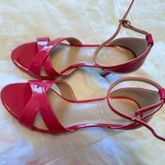 Hot Pink sandals - Picture 3 of 4